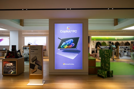 Sản phẩm AI then chốt của Microsoft gặp hạn, lượng người dùng kém xa ChatGPT và Gemini