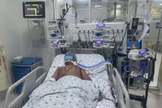 Phút sinh tử của thiếu niên 14 tuổi: Khi nội soi bất lực trước ‘cơn bão’ xuất huyết