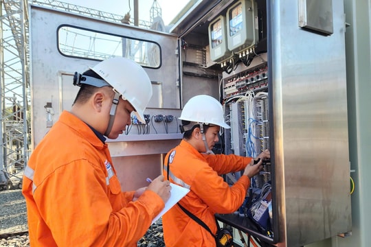Bảo đảm cung cấp điện dịp Tết Bính ngọ 2026 cho 8 tỉnh thành phía Nam