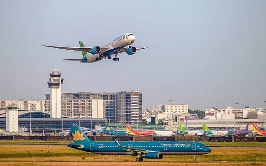 Cửa ngõ sân bay lớn nhất 'căng mình' trong dịp cao điểm Tết
