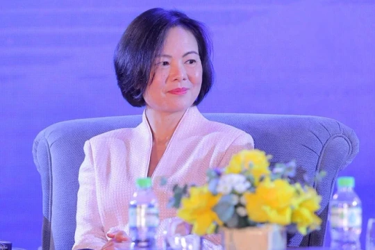 Giáo sư Nguyễn Thục Quyên: Hành trình kết nối ánh sáng khoa học với quê hương