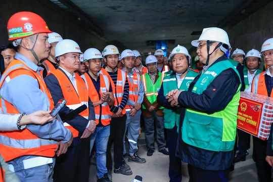 'Tốc độ làm đường sắt đô thị phải gấp hàng chục lần'