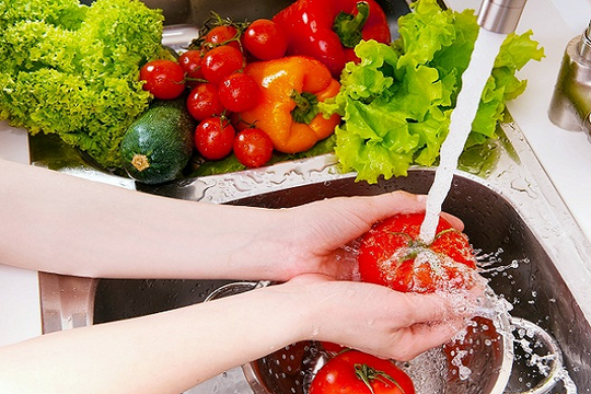 5 “chìa khóa vàng” từ HCDC bảo vệ bữa ăn gia đình khỏi ngộ độc thực phẩm