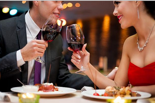 1 ly rượu vang mỗi ngày: “Thần dược” hay quả bom âm thầm phá hủy trái tim?