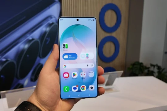 Dòng Galaxy S26 không có màn hình 10-bit như Samsung thông báo?
