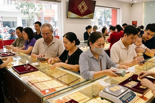 Giá vàng hôm nay 9.3: 'Bàn tay vô hình' nào đang điều tiết giá vàng SJC?
