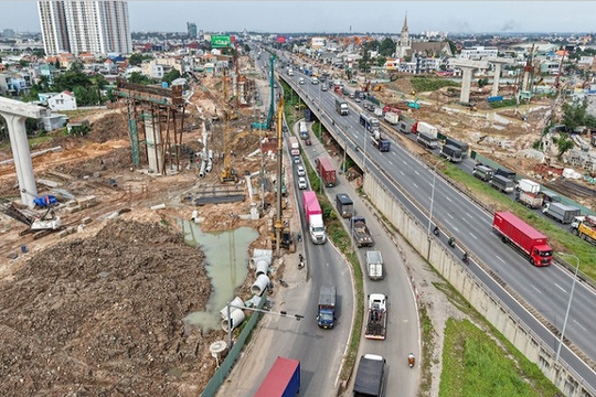 Lập ‘luồng xanh’ xăng dầu, giải ngân tăng hơn 3.700 tỉ đồng