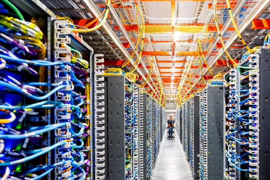 Tham vọng của Amazon khi đưa chip suy luận vào trung tâm dữ liệu