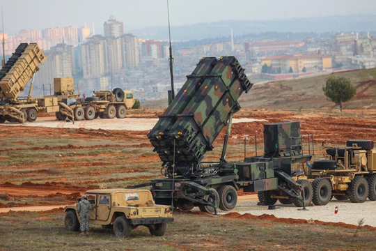 Tin vũ khí hôm nay 17.3: Mỹ dồn hỏa lực cho Trung Đông, chiến trường Ukraine chịu tác động