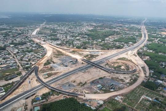 Đề xuất thông xe 37km dự án cao tốc Biên Hoà - Vũng Tàu trước 31.3