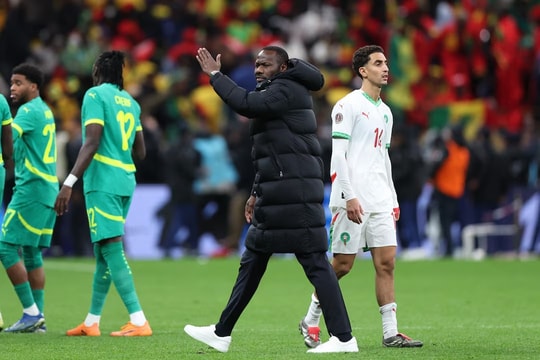 Senegal bị xử thua 0-3 còn sốc hơn Malaysia