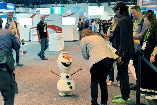Olaf bước ra đời thật dưới dạng robot AI