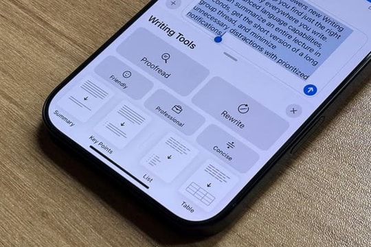 Bất ngờ công dụng của thanh 'kỳ lạ' dưới màn hình iPhone