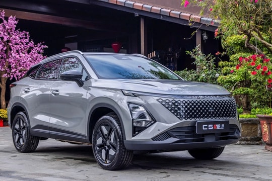 Omoda C5 SHS-H ra mắt Việt Nam: SUV hybrid đi hơn 1.000 km mỗi lần nạp