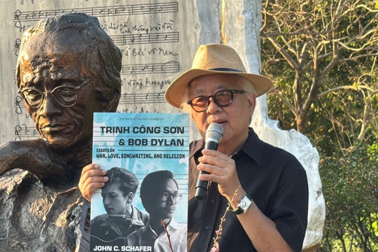 Khi đặt Trịnh Công Sơn bên cạnh Bob Dylan