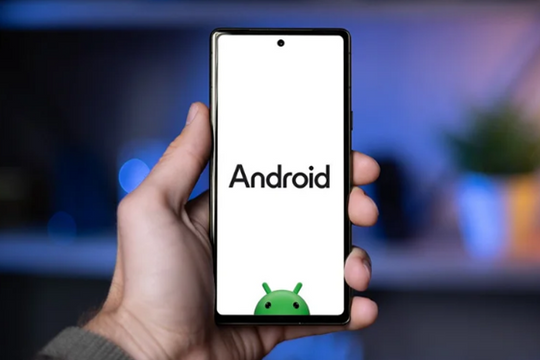 Google thử nghiệm tính năng cho điện thoại Android sạc nhanh hơn