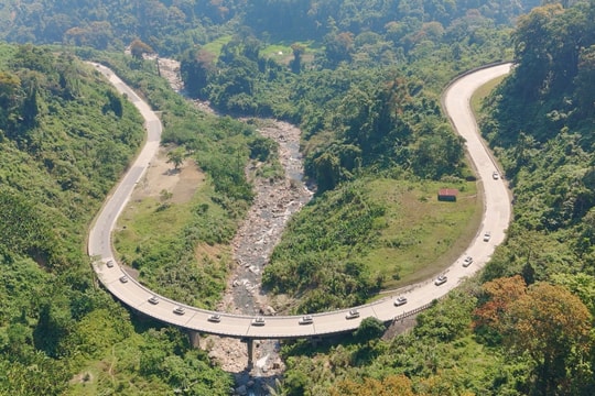 Trên đường mòn Hồ Chí Minh, Hành trình Từ Trái Tim gieo khát vọng kiến quốc