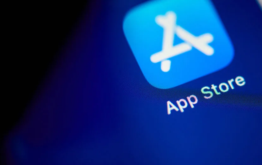 Apple cấm cửa mọi ứng dụng ‘vibe coding’