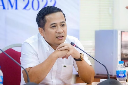 Nhà báo Nguyễn Phong Cầm làm Tổng Biên tập Tạp chí Tài chính Bảo hiểm