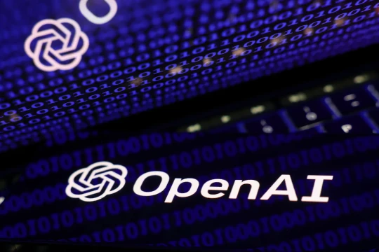 OpenAI tung GPT-5.4-Cyber đấu với Claude Mythos của Anthropic