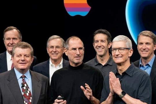 Từ Steve Jobs đến John Ternus: 8 vị thuyền trưởng đưa Apple thành đế chế 4.000 tỷ USD