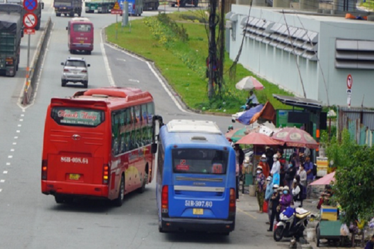 TP.HCM 'giăng lưới' camera phạt nguội xe dù, bến cóc trong dịp lễ 30/4 và 1/5