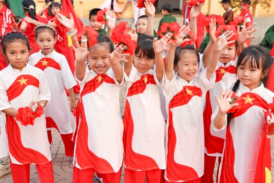 Hơn 400 học sinh hòa mình vào Ngày hội Thúc đẩy văn hoá đọc đầy sắc màu tại Nghệ An