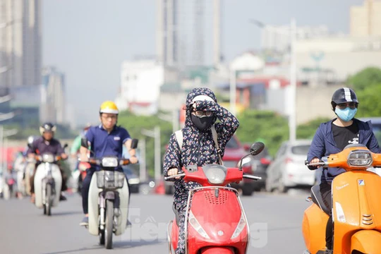 Thời tiết hôm nay 27/4: Nắng nóng cực đoan kéo dài xuyên suốt kỳ nghỉ lễ 30/4