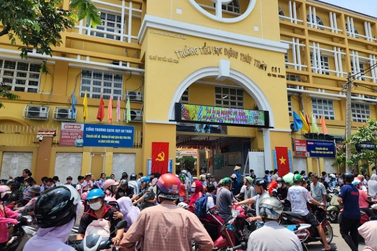 46 học sinh Trường Đặng Thùy Trâm nghi ngộ độc: Sở ATTP TP.HCM lên tiếng