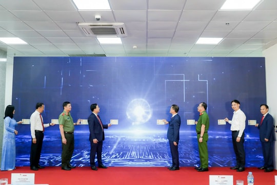 Agribank đồng hành cùng tỉnh Quảng Ninh triển khai mô hình Kiosk thông minh: Đưa hành chính số tới các đặc khu, hải đảo