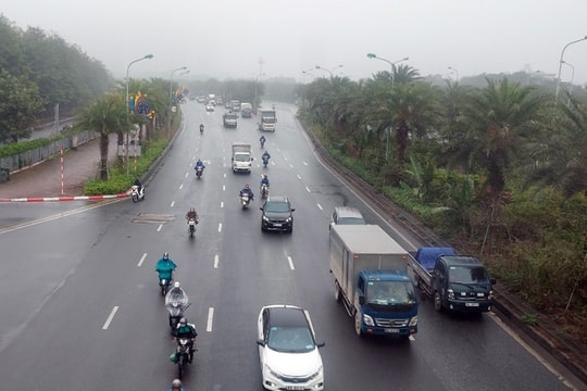 Thời tiết hôm nay 29/4: Gió mùa 'gõ cửa', Hà Nội chuyển mình trong không khí dịu mát
