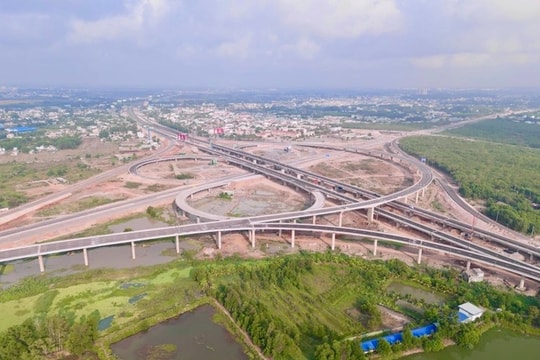 Chiều nay 29/4, thông xe cao tốc Biên Hoà - Vũng Tàu