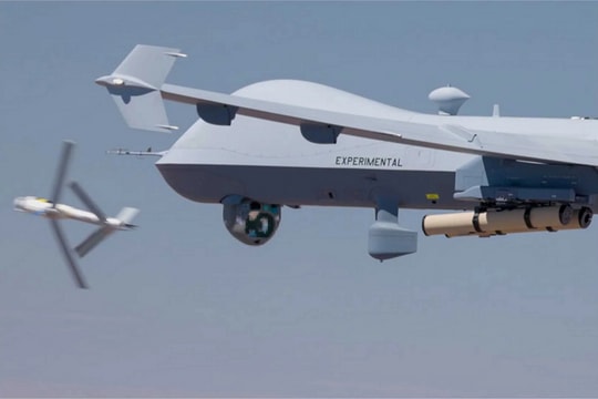 Cách Mỹ biến sát thủ bầu trời MQ-9 Reaper Mỹ trở thành ‘tàu mẹ’ drone