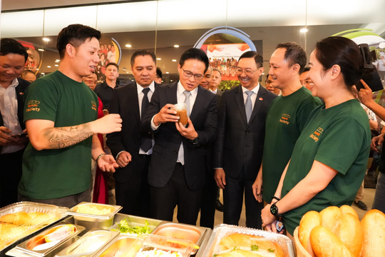 Bánh mì Việt vào khách sạn 4 sao Singapore: Khi 'tư duy Google' nâng tầm món ăn đường phố