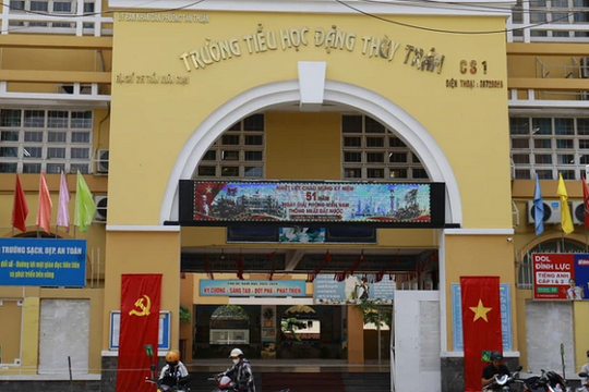 Vụ ngộ độc tại trường Đặng Thùy Trâm: Vì sao Sở ATTP TP.HCM chưa chịu xử lý?