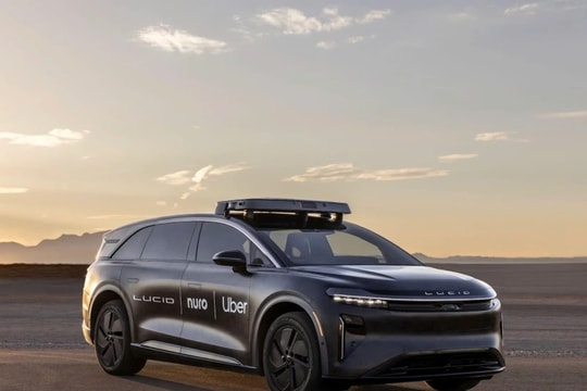 Nuro được cấp phép thử nghiệm xe tự lái, Uber tăng tốc robotaxi