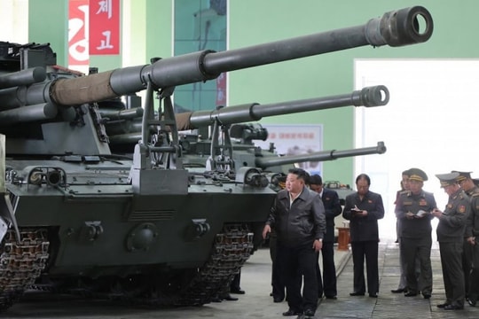 Tin vũ khí hôm nay 10/5: Triều Tiên sản xuất pháo tự hành 155 mm có tầm vượt 60 km