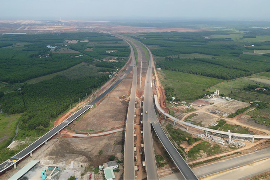 TP.HCM đề xuất gần 300.000 tỉ đồng làm hạ tầng giai đoạn 2026–2030