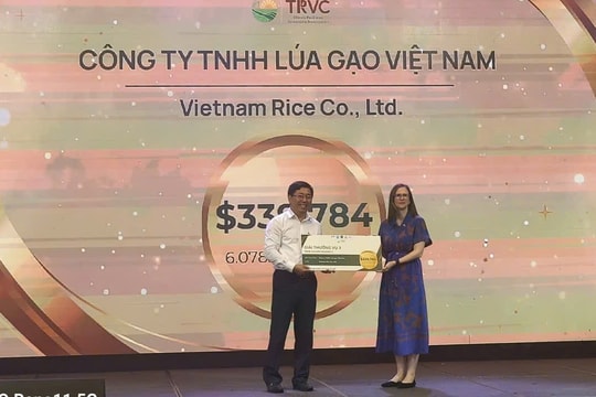 Giải thưởng giảm phát thải mở đường cho chuỗi lúa gạo xanh phát triển bền vững