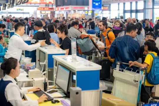Hoãn xuất cảnh vì nợ thuế: Hết thời 'tôi không nhận được thông báo nợ thuế'