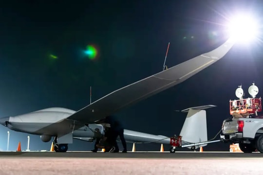 Giải mã UAV ULTRA Turbo: ‘Mắt thần’ siêu bền bỉ của Mỹ sắp tới Trung Đông