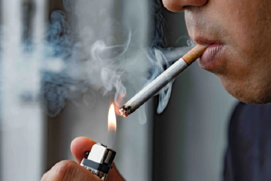 Sự thật gây sốc: Hút thuốc lá không giảm stress mà đang 'giam cầm' não bộ