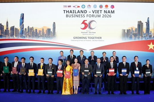 Vietnam Airlines công bố đường bay thẳng TP.HCM - Phuket và mở rộng hợp tác chiến lược tại Thái Lan