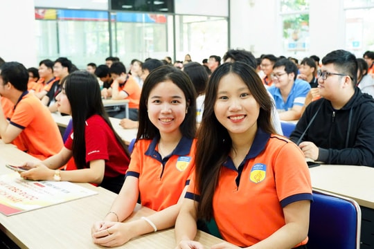 Sinh viên làm TikToker chống ma túy bằng phim ngắn