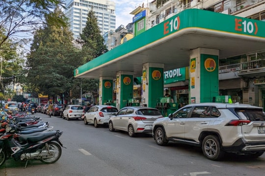 Các hãng công bố danh mục xe tương thích với xăng E10