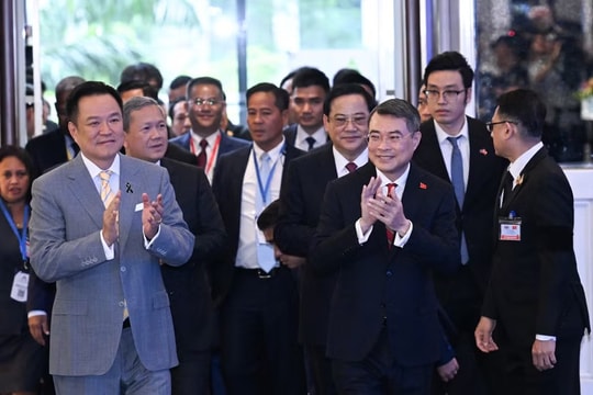 Việt Nam cam kết mạnh mẽ tiếp tục đồng hành cùng ASEAN bằng khát vọng kiến tạo tương lai