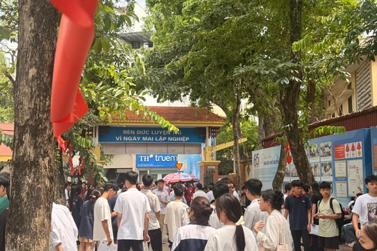Đề Văn THPT 2026: Muốn đạt điểm cao phải biết phản biện và liên hệ thực tiễn