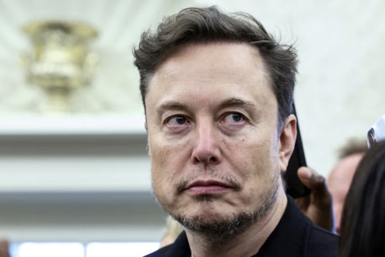 SpaceX đạt định giá 1.770 tỉ USD, vượt Meta và Tesla, Elon Musk là tỉ phú nghìn tỉ USD