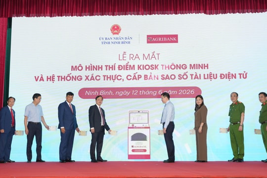 Agribank đồng hành cùng tỉnh Ninh Bình triển khai mô hình Kiosk thông minh: 'Cú hích' chuyển đổi số hành chính công