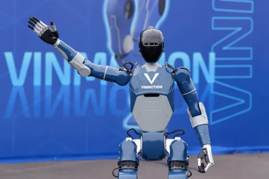 Công nghiệp Việt Nam trong cuộc đua Net Zero - Bài 2: Robot AI mở lối kinh tế tuần hoàn